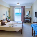 Seaside Hotel de apartamente Ampavris