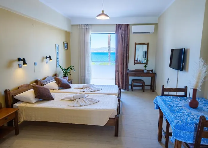 Seaside Aparthotel Ampavris